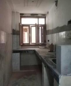 Kitchen Image of 1000 Sq.ft 3 BHK Builder Floor for sale in Jamia Nagar New Delhi for Rs. 8400000