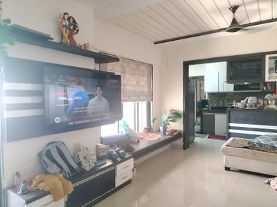 Living Room Image of 1120 Sq.ft 2 BHK Apartment / Flat for sale in K Raheja Sterling Tower 1, Mohammed Wadi Pune for Rs. 8300000