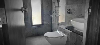 Bathroom Image of 1500 Sq.ft 3 BHK Apartment / Flat for rent in Dharamveer Nagar Thane for Rs. 85000