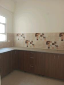 Kitchen Image of 975 Sq.ft 2 BHK Apartment / Flat for sale in Amrapali Verona Heights, Noida Extension Greater Noida for Rs. 7300000