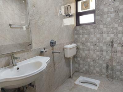 Image of 1111 Sq.ft 2 BHK Apartment / Flat for rent in CGEWHO Kendriya Vihar, Phi II, Greater Noida for Rs. 24000