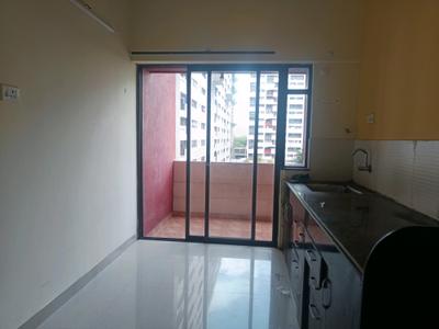 Kitchen Image of 927 Sq.ft 2 BHK Apartment / Flat for sale in Kumar Pebble Park, Hadapsar Pune for Rs. 5400000