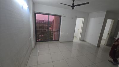 Living Room Image of 600 Sq.ft 1.5 BHK Apartment / Flat for sale in Godrej Vananta, Jagatpur Ahmedabad for Rs. 4000000