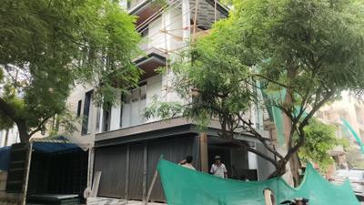 Building Image of 5000 Sq.ft 6 BHK Independent House for sale in Sector 41 Noida for Rs. 85000000