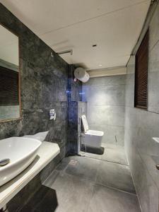 Bathroom Image of 2201 Sq.ft 4 BHK Apartment / Flat for rent in Wanwadi Pune for Rs. 75000