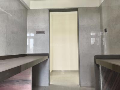 Kitchen Image of 750 Sq.ft 2 BHK Apartment / Flat for sale in Chembur Mumbai for Rs. 20000000