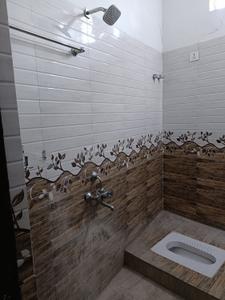 Bathroom Image of 1000 Sq.ft 1 BHK Builder Floor for rent in Godhni Nagpur for Rs. 9000