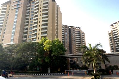 5 BHK Flat