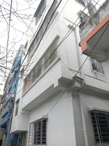 Building Image of 450 Sq.ft 1 BHK Independent House for rent in Keshtopur Kolkata for Rs. 8000