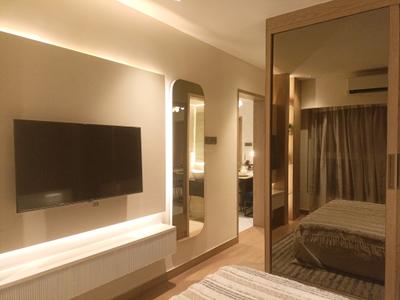 Bedroom Image of 817 Sq.ft 2 BHK Apartment / Flat for rent in Mayfair The View, Vikhroli West Mumbai for Rs. 60000