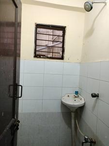 Common Bathroom One Image of 450 Sq.ft 1 BHK Apartment / Flat for sale in Sector 23B Dwarka New Delhi for Rs. 6300000