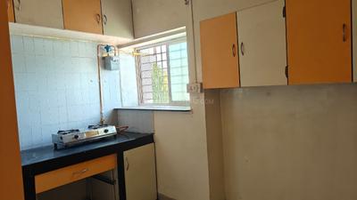 Kitchen Image of 750 Sq.ft 1.5 BHK Apartment / Flat for rent in Kothrud Pune for Rs. 30000