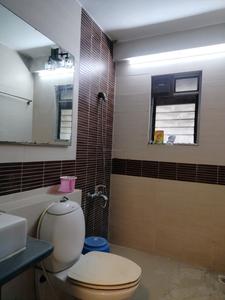 Common Bathroom Image of 2500 Sq.ft 4 BHK Apartment / Flat for sale in L Nagpal 5th Avenue Apartments, Juhu Mumbai for Rs. 147500000