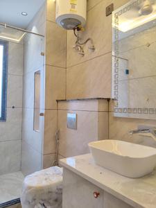 Bedroom One Image of 5000 Sq.ft 3 BHK Builder Floor for rent in DLF City Phase 1, DLF Phase 1 Gurgaon for Rs. 250000