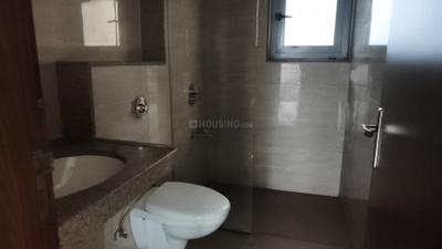 Image of 1010 Sq.ft 2 BHK Apartment / Flat for sale in Amanora Adreno Towers, Hadapsar, Pune for Rs. 13500000