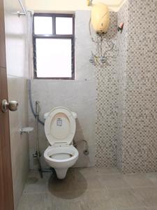 Primarc Southwinds Attached Bathroom with Bedroom One 4