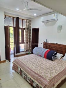 Bedroom Image of 1250 Sq.ft 2 BHK Builder Floor for sale in Hauz Khas New Delhi for Rs. 25500000