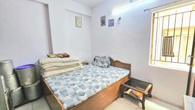 Bedroom Image of 950 Sq.ft 2 BHK Apartment / Flat for sale in Smita Apartment, Shyamal Ahmedabad for Rs. 5100000