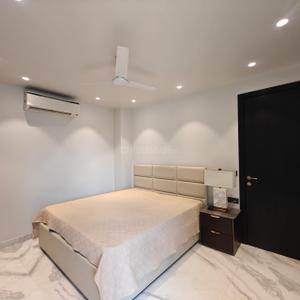 Bedroom Image of 8500 Sq.ft 5 BHK Duplex for sale in West End New Delhi for Rs. 450000000