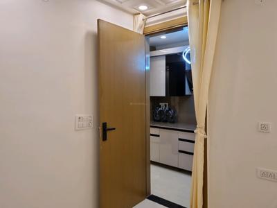 Bedroom Image of 900 Sq.ft 3 BHK Apartment / Flat for sale in Hans Builders Floor, Hastsal New Delhi for Rs. 6000000
