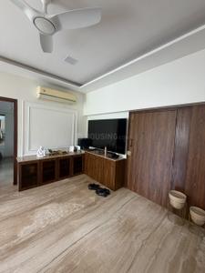 Living Room Image of 1500 Sq.ft 3 BHK Apartment / Flat for sale in Khar West Mumbai for Rs. 72500000
