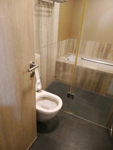 Bedroom Three Image of 1938 Sq.ft 3 BHK Apartment / Flat for sale in Cuffe Parade Mumbai for Rs. 160000000