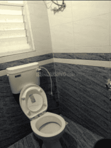 Bathroom Image of Shubh Shree PG in Gokhalenagar, Pune