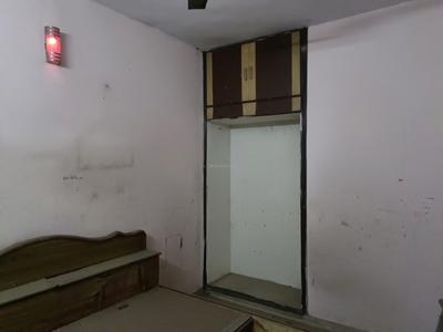 Bedroom Image of 1100 Sq.ft 3 BHK Apartment / Flat for sale in Pitampura New Delhi for Rs. 11500000