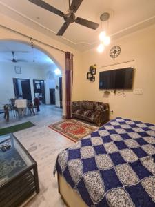 Bedroom Image of 1530 Sq.ft 7 BHK Independent House for sale in Sector 52 Gurgaon for Rs. 30500000