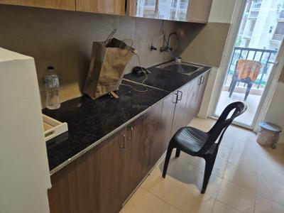 Kitchen Image of 1260 Sq.ft 3 BHK Apartment / Flat for sale in Amrapali Heartbeat City IV, Sector 107 Noida for Rs. 17300000