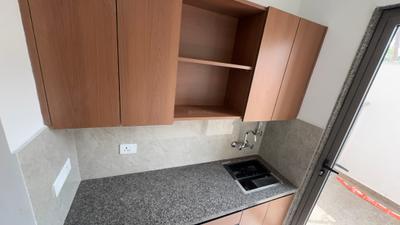 Kitchen Image of 650 Sq.ft 1 RK Builder Floor for rent in DLF Phase 3 Gurgaon for Rs. 24500