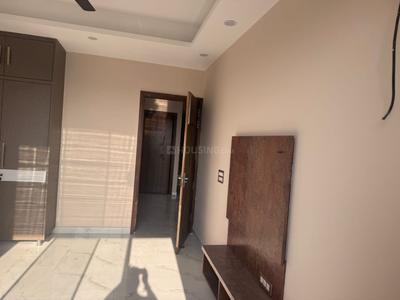 Bedroom Image of 2300 Sq.ft 4 BHK Builder Floor for rent in Sector 99 Noida for Rs. 80000