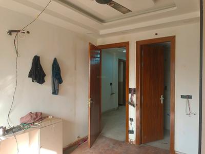 Bedroom Image of 1450 Sq.ft 4 BHK Builder Floor for sale in Deenpur New Delhi for Rs. 12200000