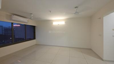 Living Room Image of 2300 Sq.ft 3 BHK Apartment / Flat for rent in Shivalik Green View, Shantigram Ahmedabad for Rs. 65000