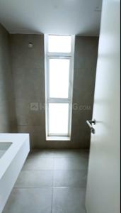 Bathroom Image of 1727 Sq.ft 3 BHK Apartment / Flat for sale in Ireo The Corridors, Sector 67 Gurgaon for Rs. 31987821