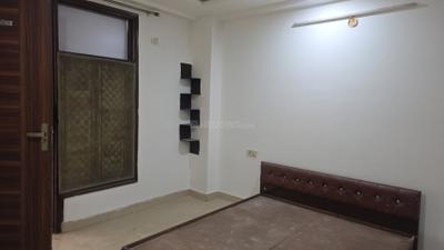 Bedroom Image of 915 Sq.ft 3 BHK Builder Floor for rent in Palam New Delhi for Rs. 21500