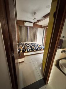 Bedroom Image of 1450 Sq.ft 3 BHK Apartment / Flat for sale in Amiraj Mulberry Heights, Shilaj Ahmedabad for Rs. 10000000