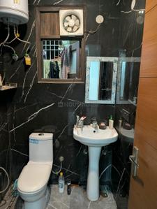Bathroom Image of 810 Sq.ft 2 BHK Apartment / Flat for sale in Chandan Hola New Delhi for Rs. 4800000