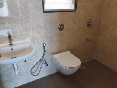 Bathroom Image of 650 Sq.ft 1 BHK Apartment / Flat for sale in Choice Goodwill Metropolis West Phase 1, Lohegaon Pune for Rs. 4300000