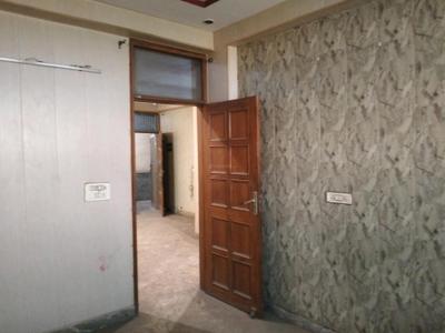 Bedroom Image of 1100 Sq.ft 2 BHK Apartment / Flat for sale in Shalimar Garden Ghaziabad for Rs. 6500000