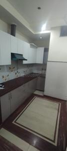 Kitchen Image of 900 Sq.ft 2 BHK Builder Floor for rent in Ramesh Nagar New Delhi for Rs. 34000