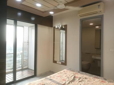 Bedroom Image of 925 Sq.ft 2 BHK Apartment / Flat for sale in Lodha New Cuffe Parade Estrella, Sion Mumbai for Rs. 37700000