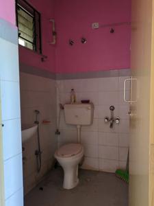 Common Bathroom Image of 650 Sq.ft 2 BHK Apartment / Flat for sale in Shapoorji, New Town Kolkata for Rs. 3400000