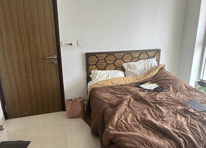 Image of Replacement in Parel, Mumbai