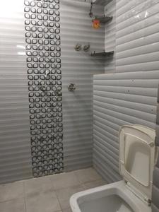 Common Bathroom One Image of 1100 Sq.ft 3 BHK Apartment / Flat for sale in Tilak Nagar New Delhi for Rs. 13500008