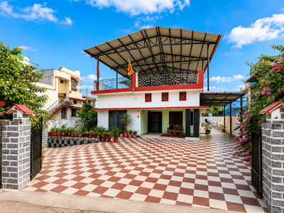 Building Image of 5190 Sq.ft 2.5 BHK Independent House for sale in GMS Road Dehradun for Rs. 45000000