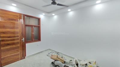 Bedroom Image of 675 Sq.ft 2 BHK Builder Floor for sale in Govindpuri New Delhi for Rs. 4500000