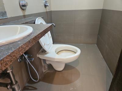 Image of 1250 Sq.ft 3 BHK Apartment / Flat for sale in Supreme Lake Primrose, Powai, Mumbai for Rs. 35100000