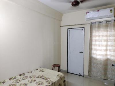 Bedroom Image of 625 Sq.ft 1 BHK Apartment / Flat for rent in Bharat Vihar New Delhi for Rs. 22000