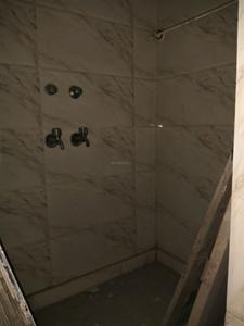 Common Bathroom Image of 1250 Sq.ft 3 BHK Apartment / Flat for sale in Airport Apartments CHS, Vikaspuri New Delhi for Rs. 17500000